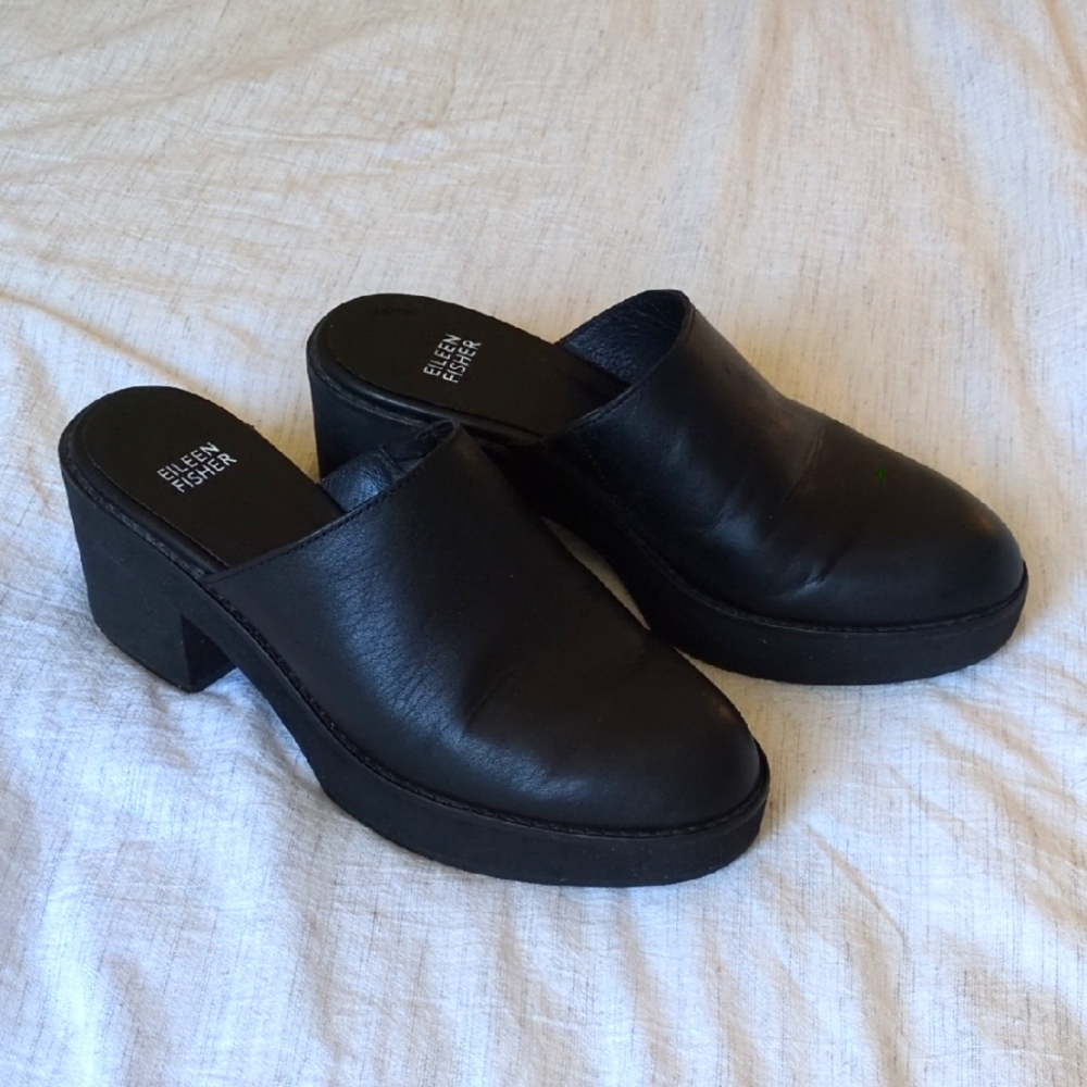 Eileen Fisher "Hip" Platform Black Leather Mules Clogs 8M